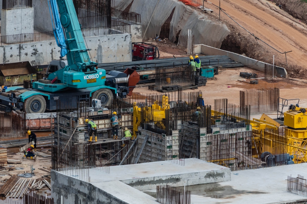 Malaysian builder NexG Bina denies wrongdoing after police freeze 16 accounts, warns projects at risk