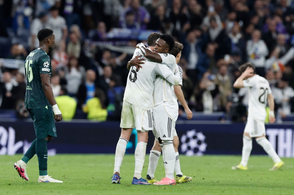 Real Madrid stun Man City 3-0 as PSG hit Chelsea for five in Champions League