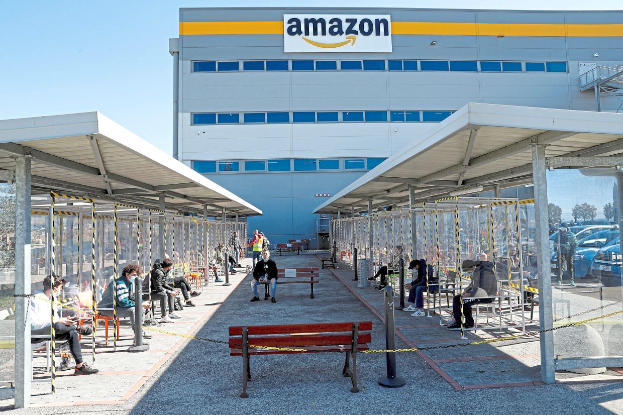 Amazon’s mega bond sale is cheap — For a reason