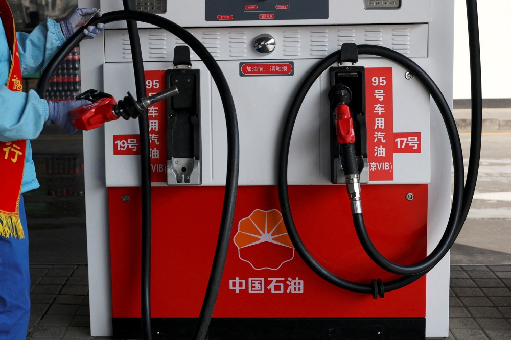 China’s fuel export ban tightens Asian markets and drives prices higher